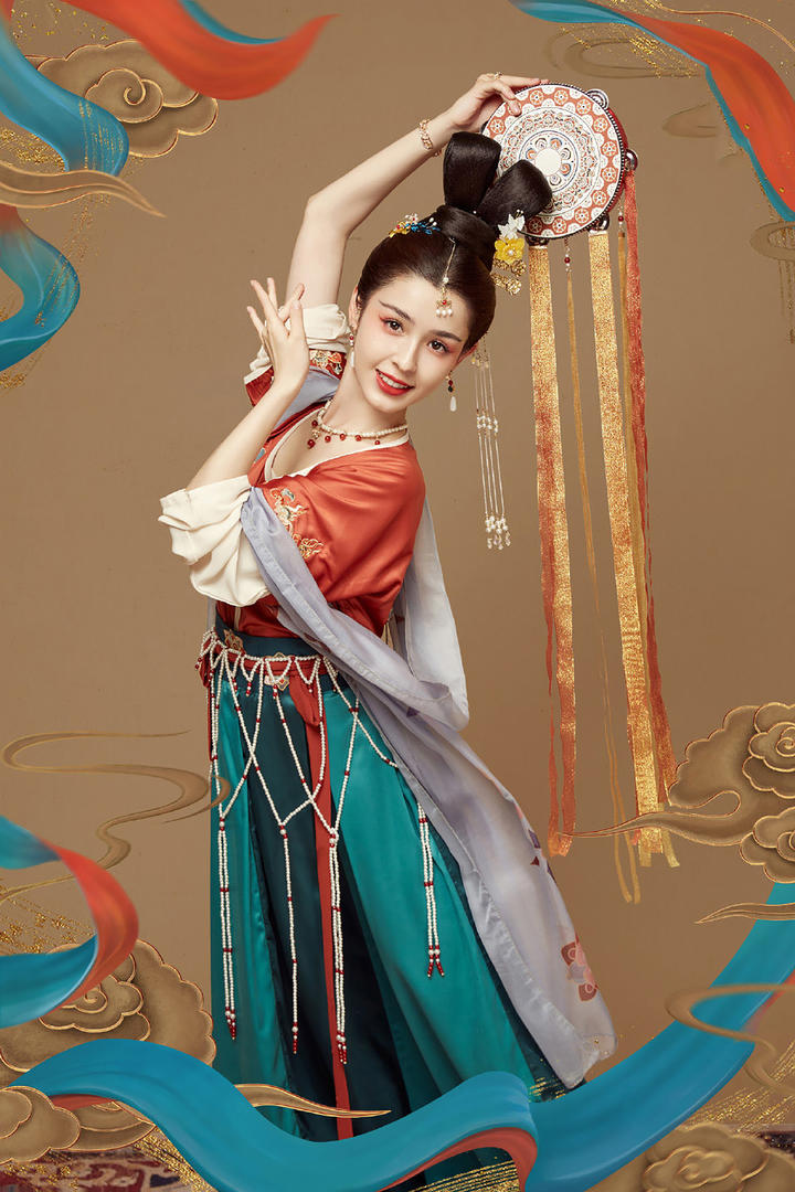 新疆美女明星哈尼克孜飞天女神古装艺术照