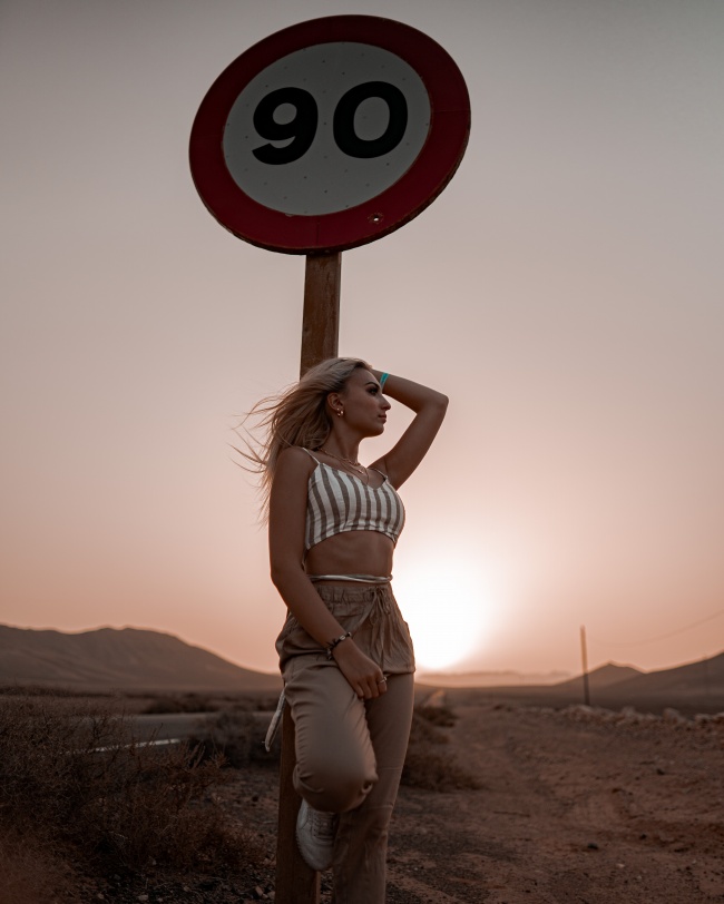 欧洲性感轻熟人体艺术图片