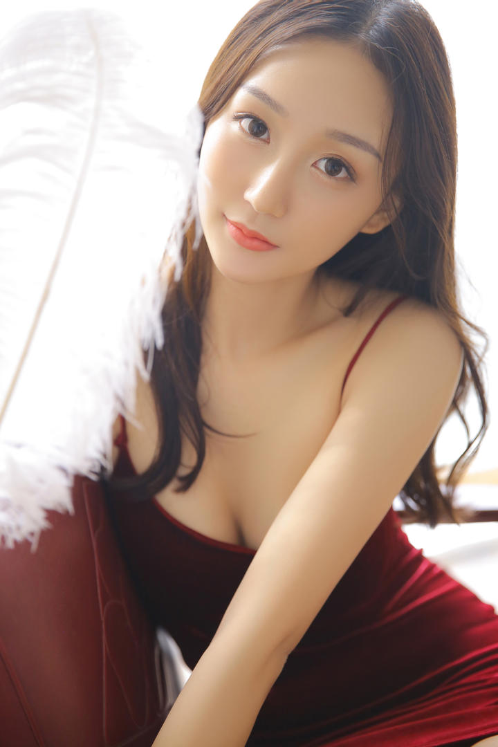 国产MM131大眼睛美女嫩模性感私密写真图片