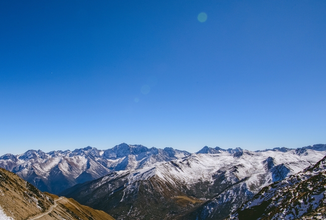 中国西藏高原雪山图片