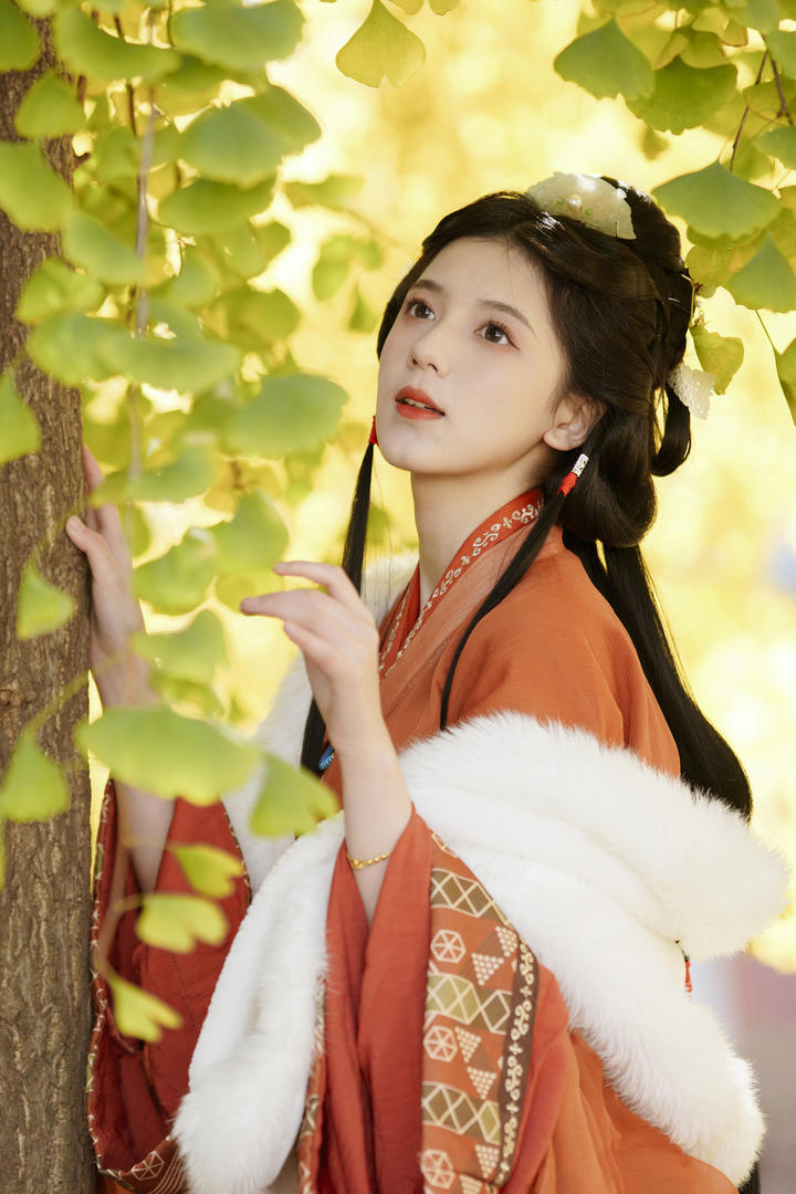 中国古风汉服美女主播个人艺术照图片