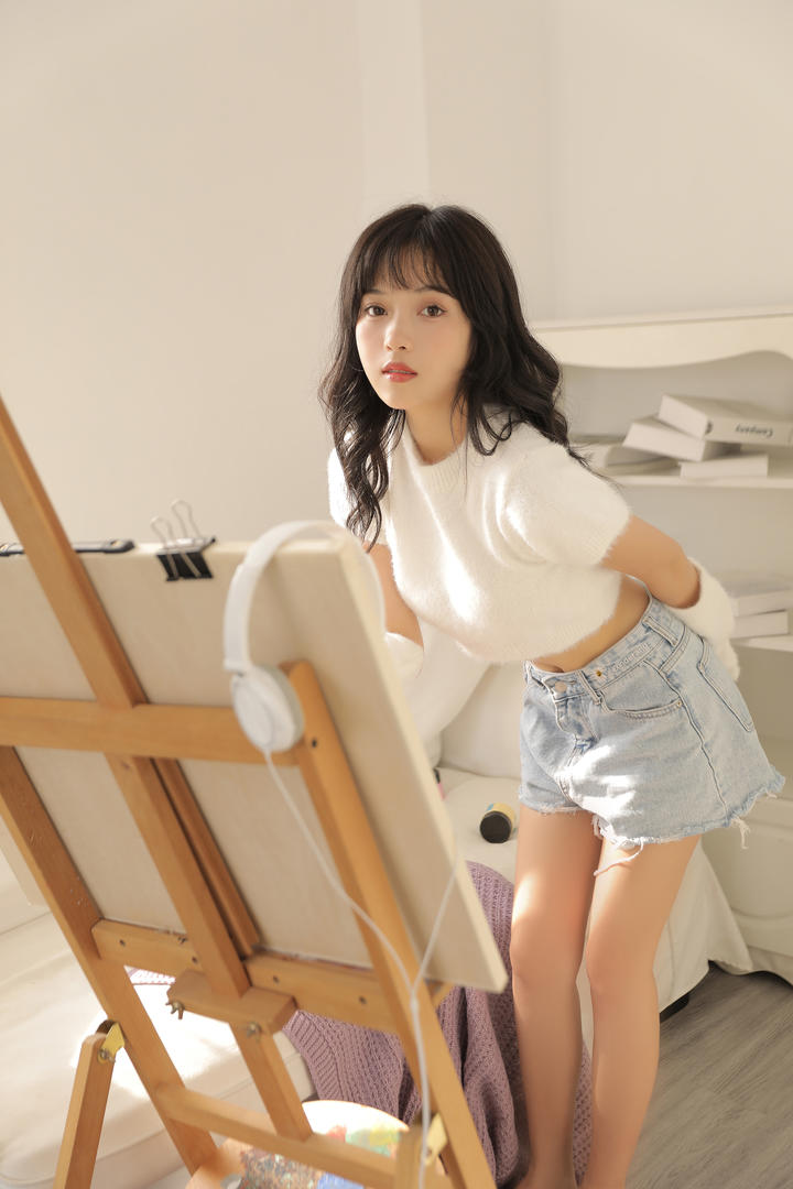 高清晰可爱QQ女生头像专业美女图片网站