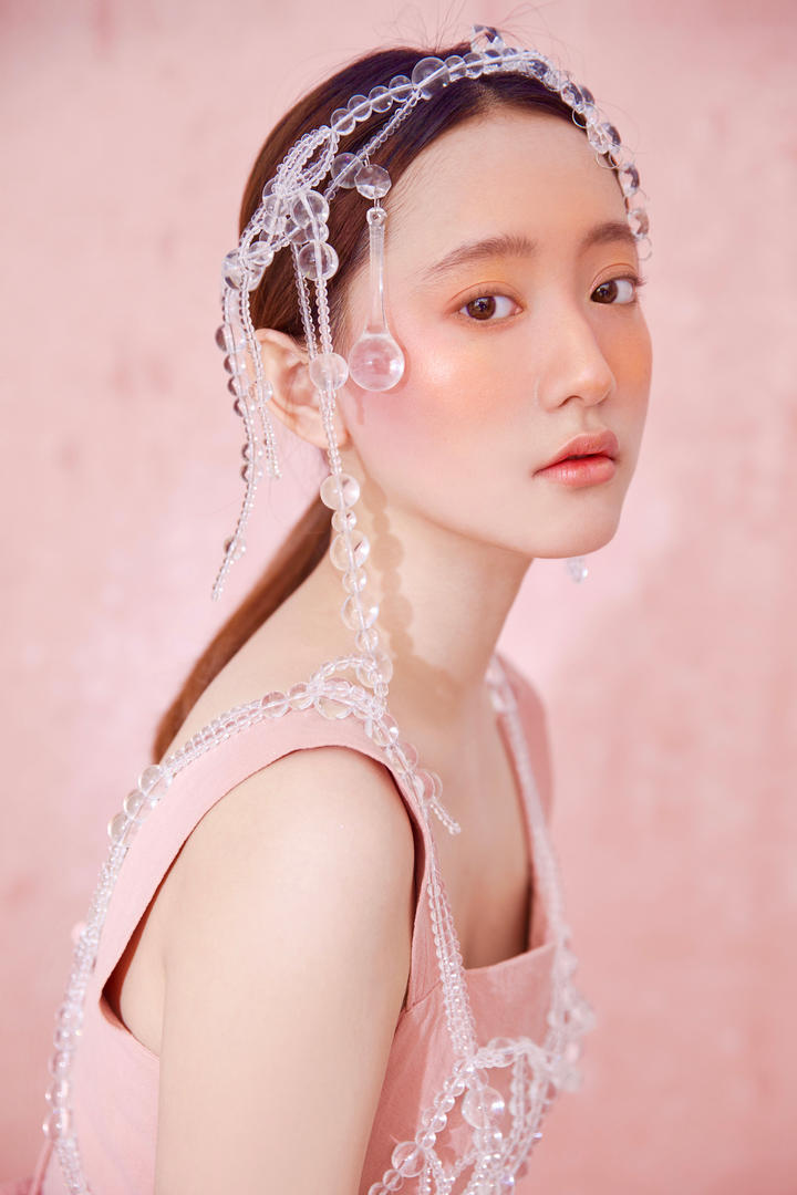 高清清纯女生人像摄影图片