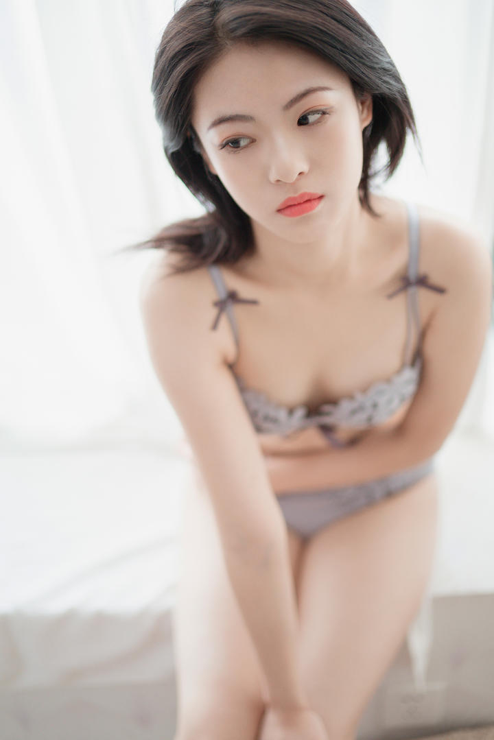 超清优优亚洲嫩模人体艺术照