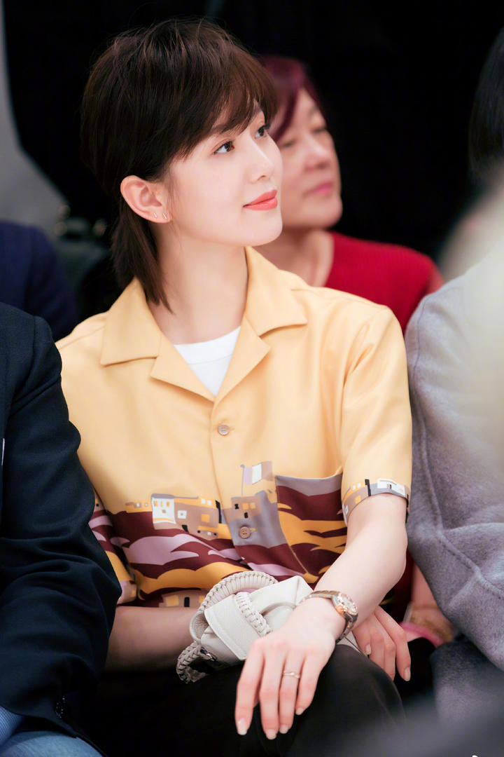 美女明星刘诗诗参加节目剧照图片