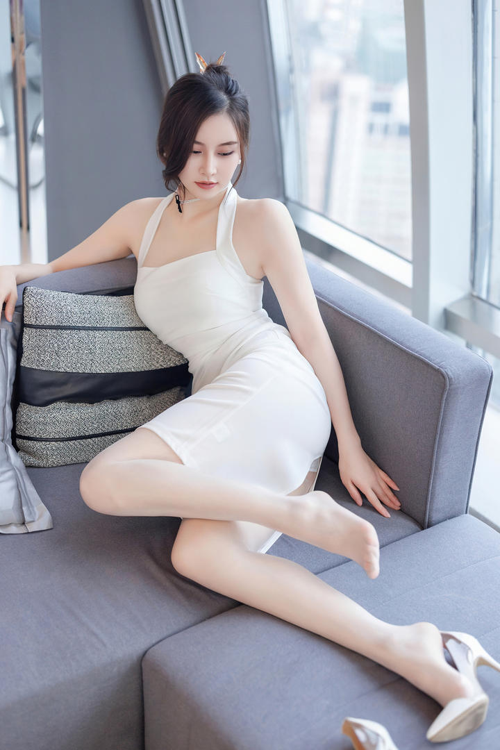 肤白貌美的美女模特Vanessa美女性感私房照图片