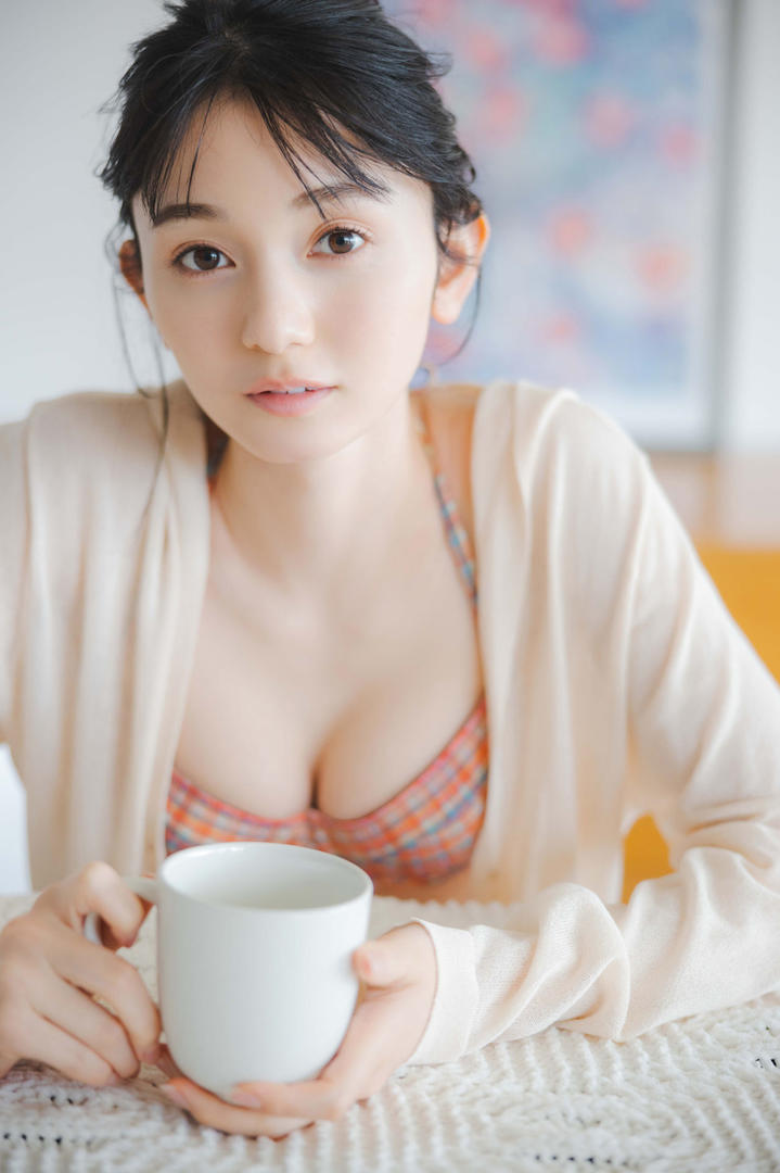 水蜜桃日本清纯内衣美女特写艺术照片