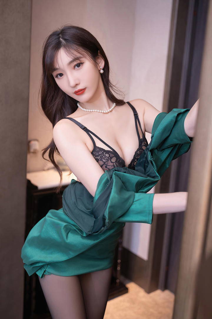 国产黑丝美女诱惑陆萱萱91精品女神图片在线观看