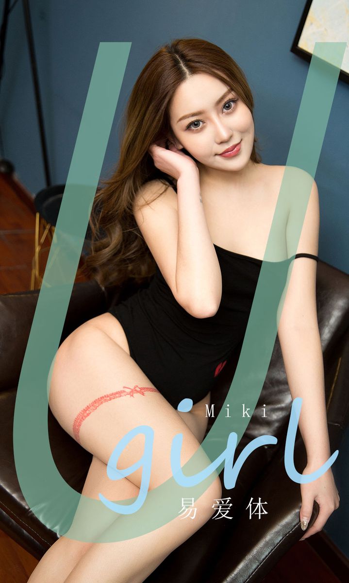 美女模特尤果Miki连体比基尼修长美腿蕾丝刺青性感写真