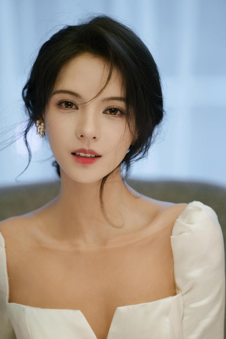 中国高清时尚美女模特人像摄影写真图片