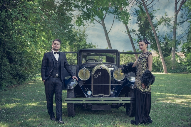 欧美复古时尚户外情侣写真图片