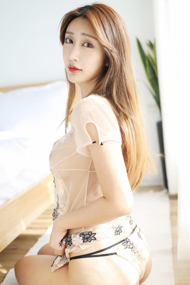超高清性感漂亮美女奈美图片