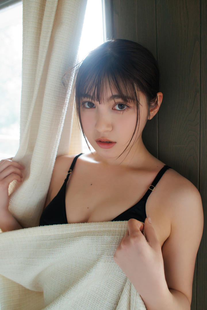 一本到日本女优美女上原亚衣内衣写真性感图