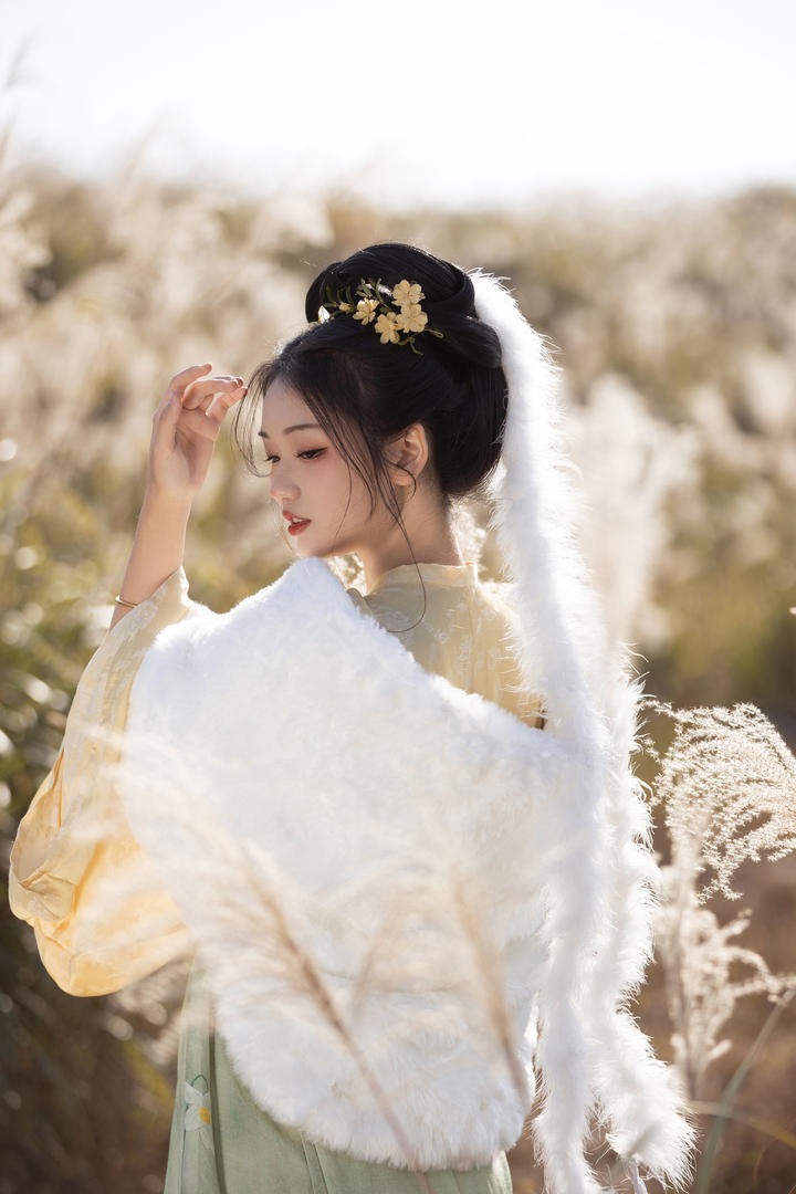 高清古装美女主播唯美艺术照图片大全