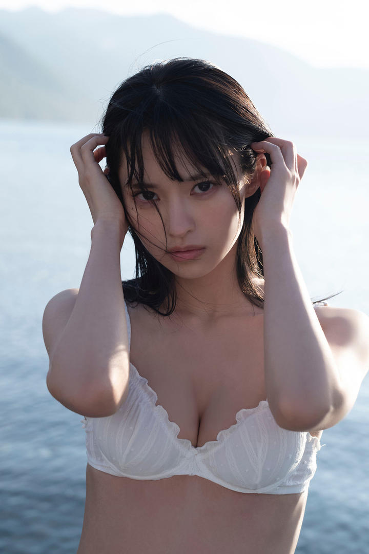 日本伦理电影美女菜月内衣性感无码写真