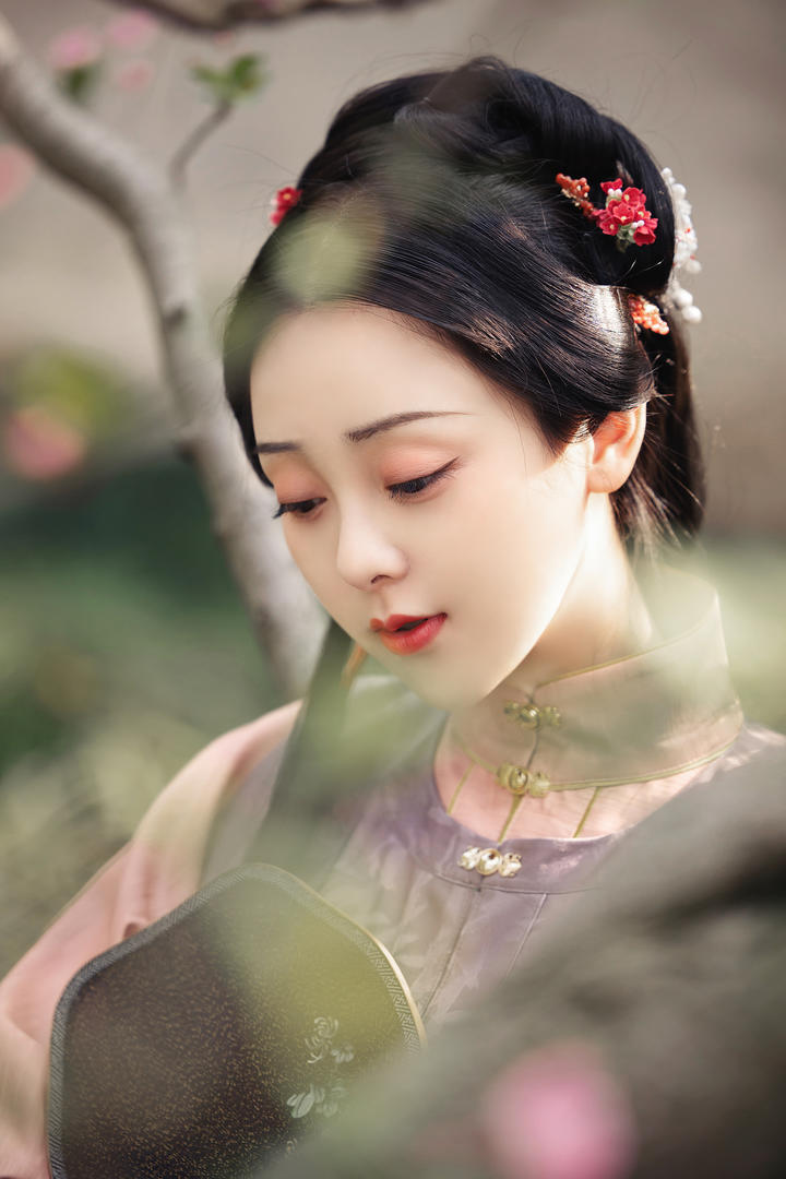 唯美古装美女煜月艺术写真图片