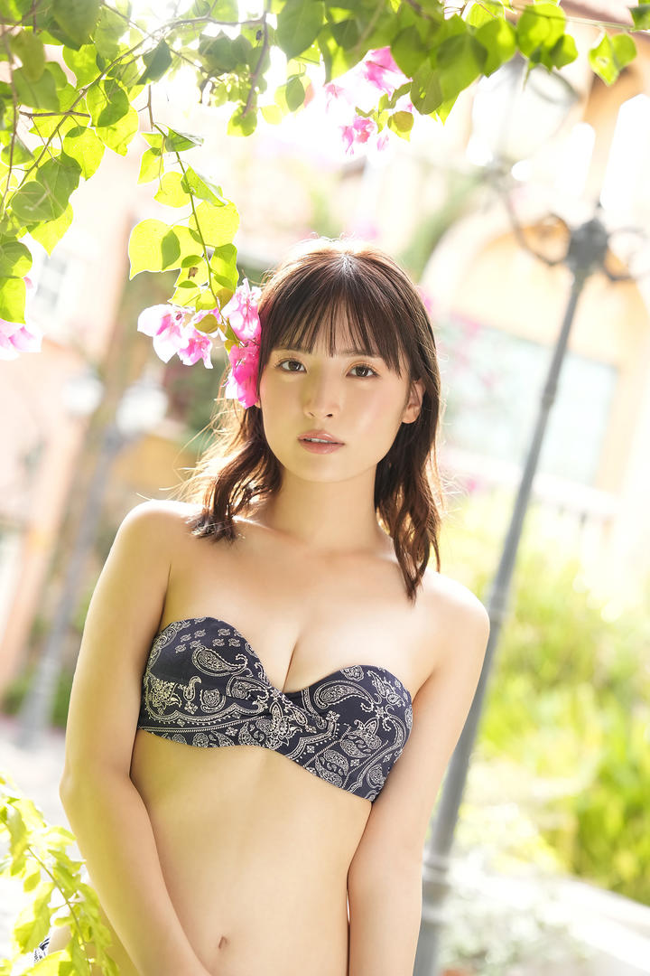 国产精品久久久久久日日游香高清美女手机壁纸图片