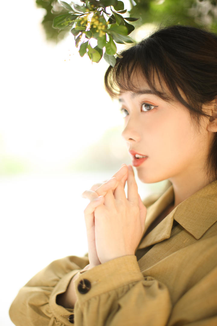 唯美的清纯美女黄子卿写真图片