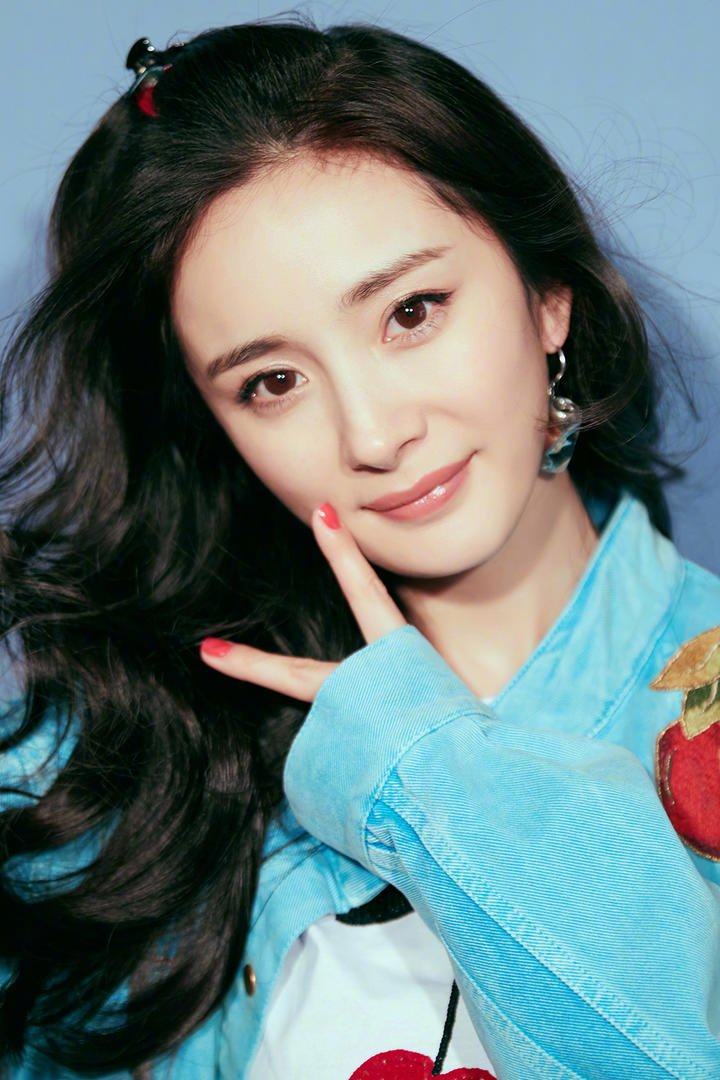 高清气质女神杨幂写真