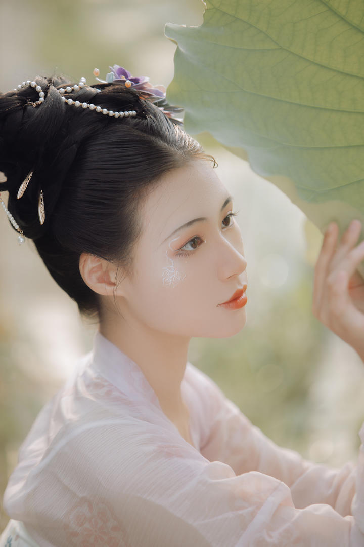 中国古装汉服美女唯美写真壁纸图片
