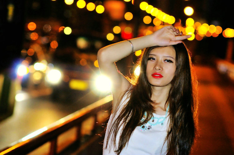 璀璨的夜妖娆的你