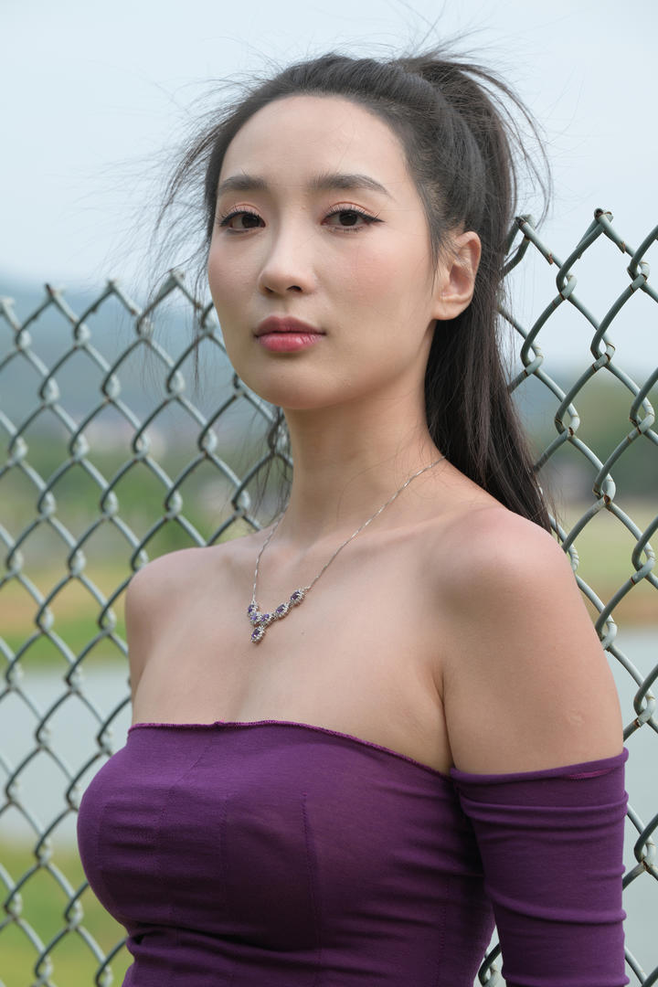 马尾辫美女模特高清图片