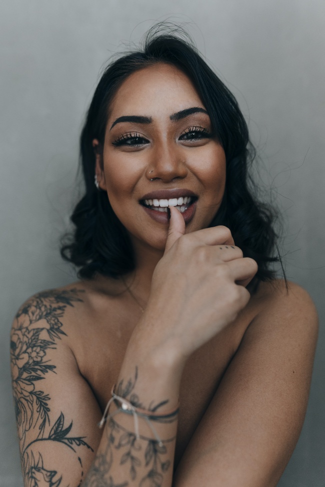 纹身美女大胆人体模特图片