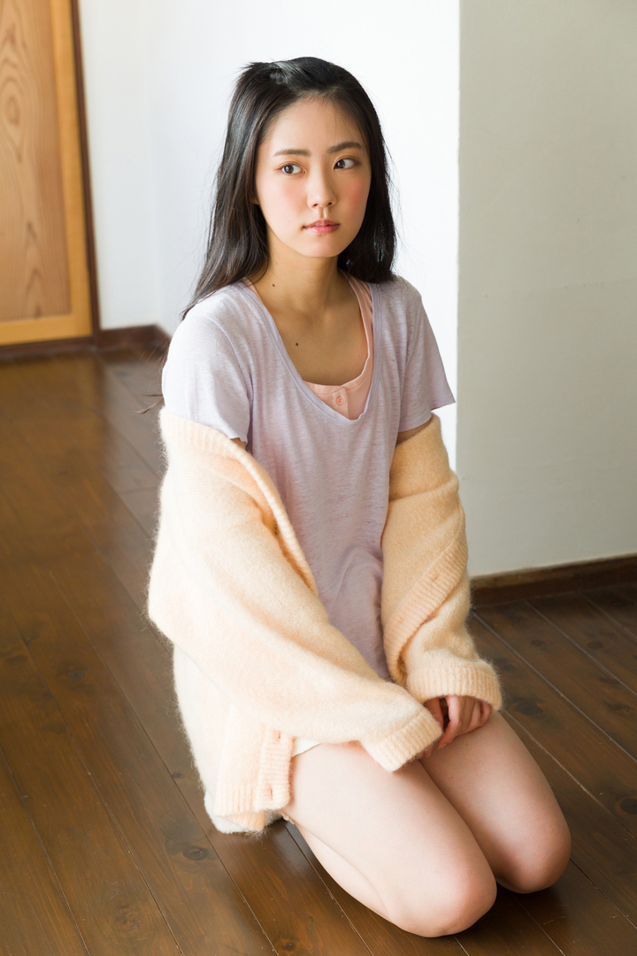 清纯日本嫩模天然素人美少女写真图片