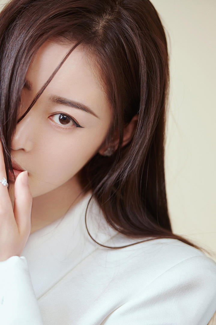 高清美女明星张天爱特写图片