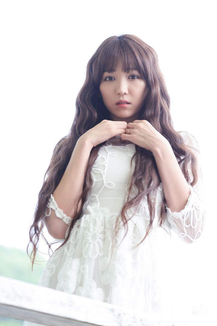 韩国美女明星李恩慧高清图片
