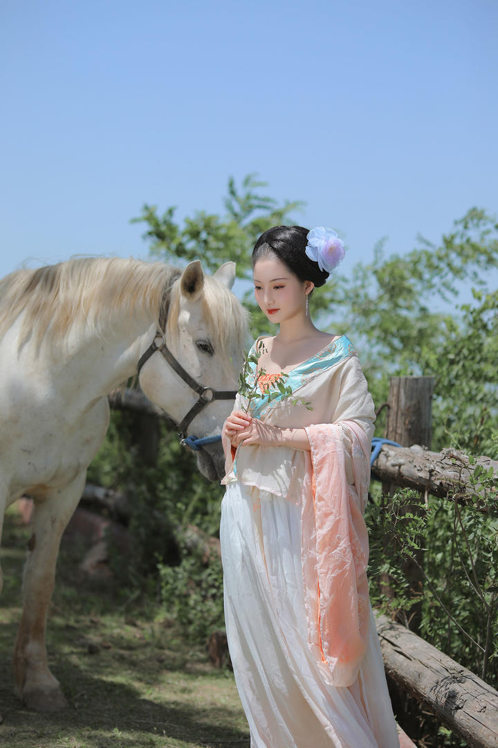 清纯古风美女高清图片