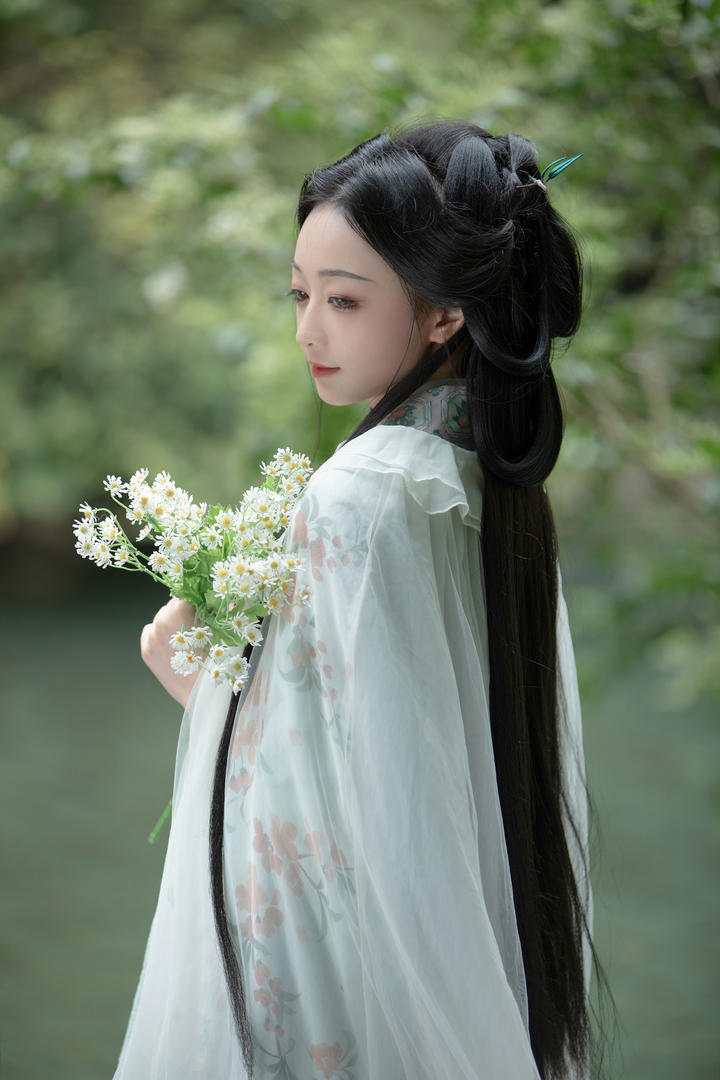 中国唯美古装美女116美女写真图片