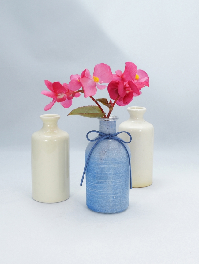 精美花瓶海棠花插花图片