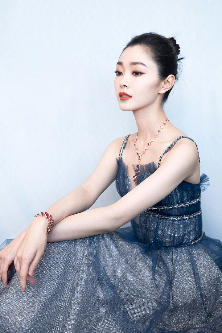 庆余年女主角宋轶个人艺术照图片
