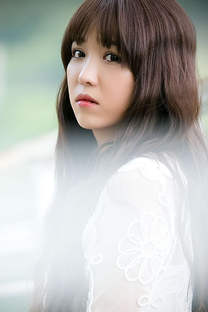 高清韩国美女明星李恩慧特写图片