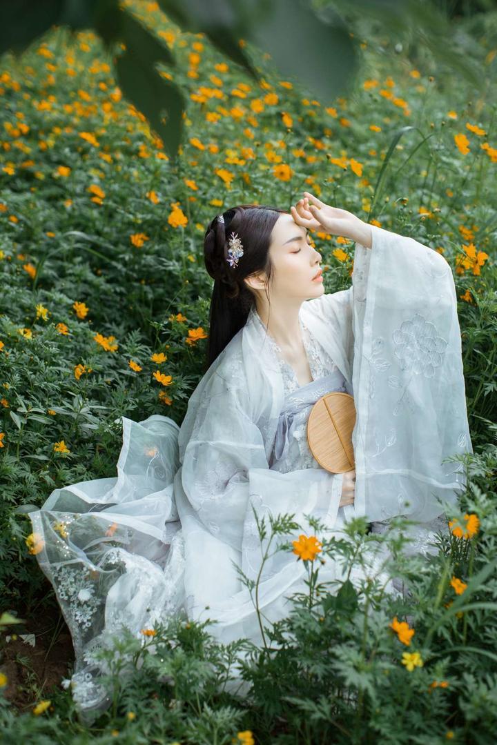 唯美古装美女艺术写真图片大全