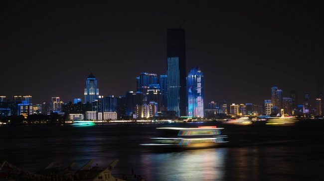 海滨都市夜景图片
