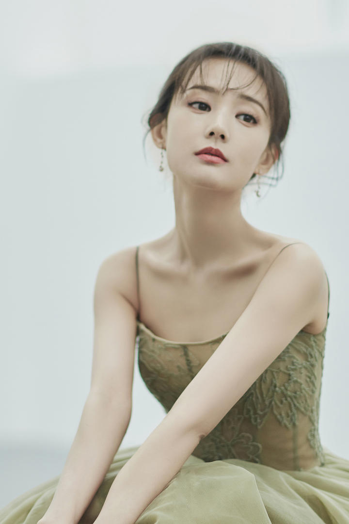 高清气质女星李一桐写真