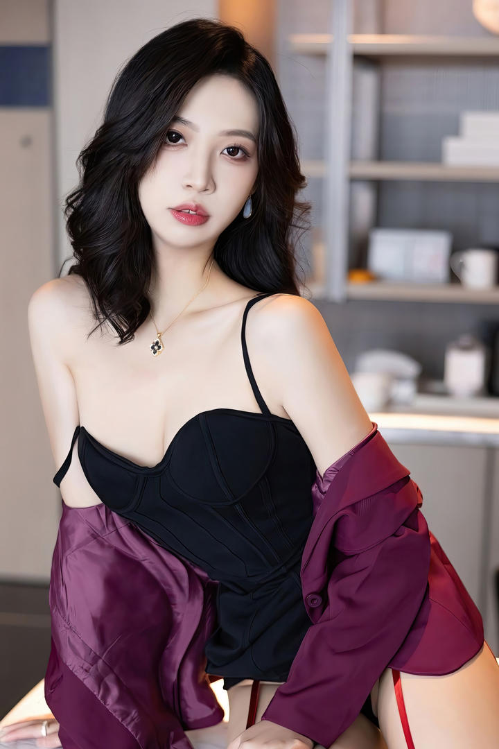 99精品亚洲AV无码国产另类美女性感写真图片
