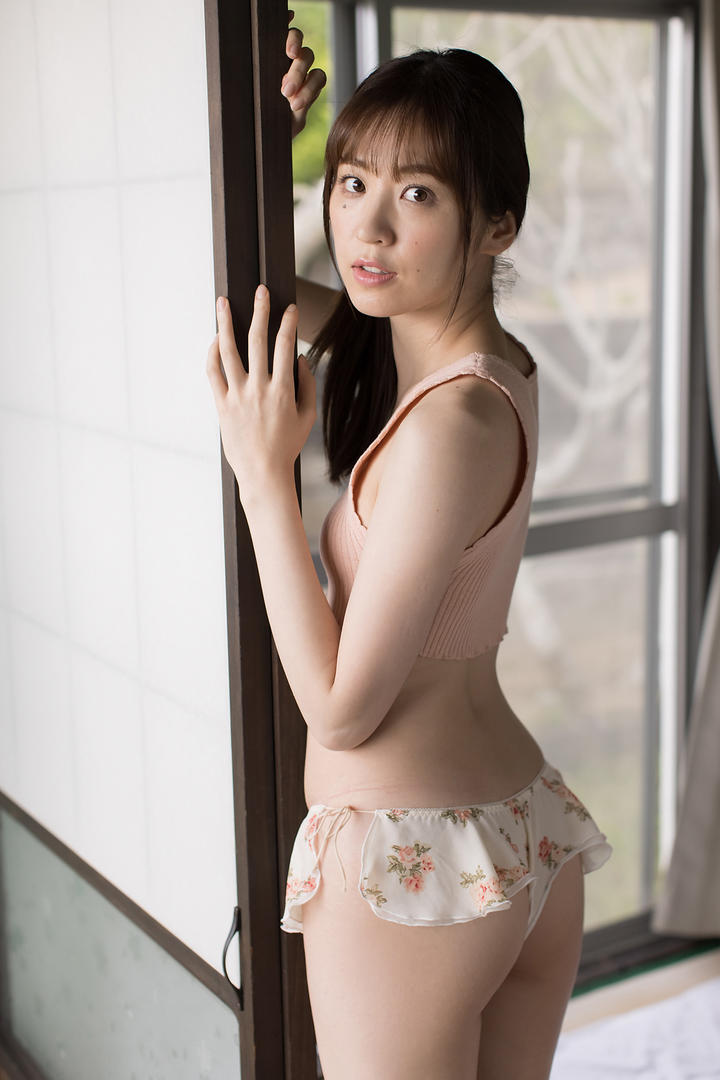 纯天然日本美女大尺度写真下载专区
