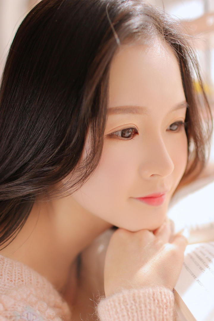 超高清五官精致的美女清纯女生头像图片大全