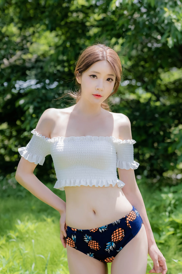 户外极品韩国美女模特柳京写真