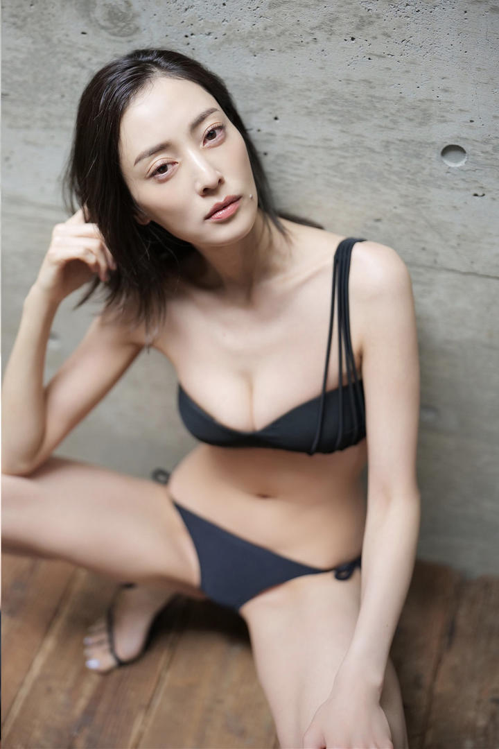 十八禁日本伦理电影精品内衣美女安然自拍