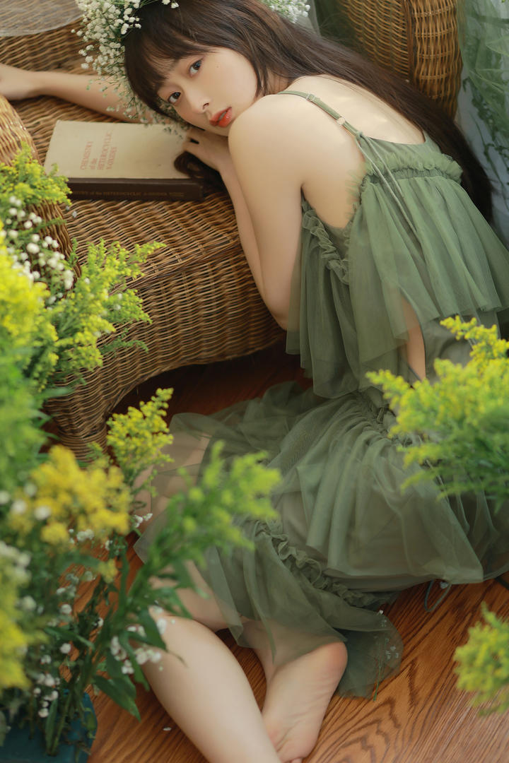 国内精选清纯唯美女生可爱写真壁纸图片