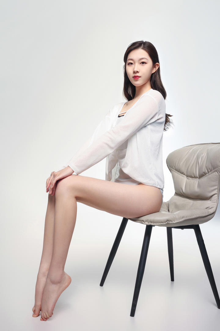 高清美腿舞蹈生唯美人体艺术摄影写真壁纸图片