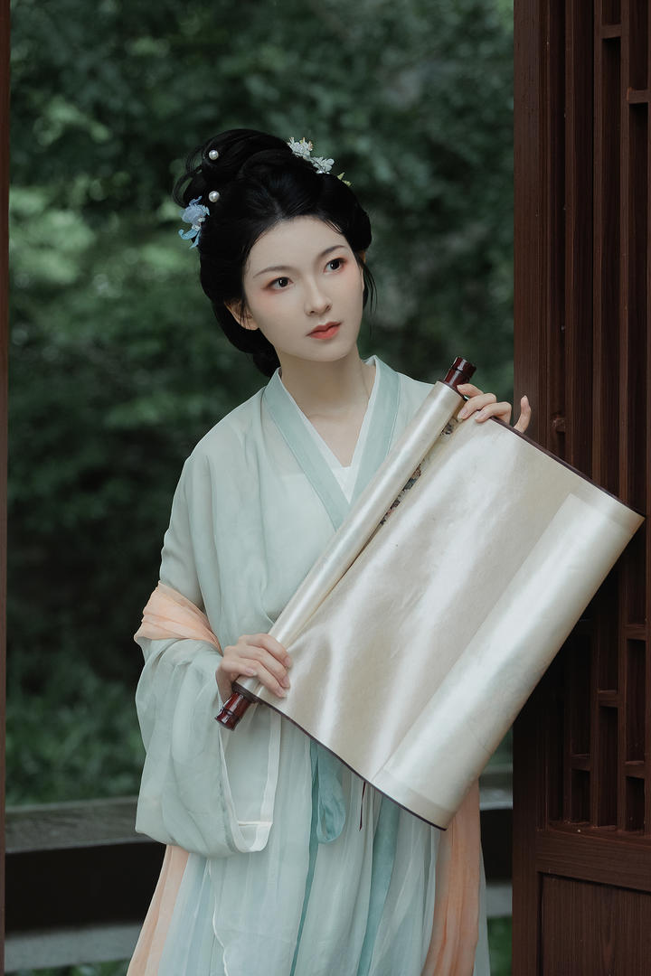 青豆客汉服古装气质美女艺术照写真