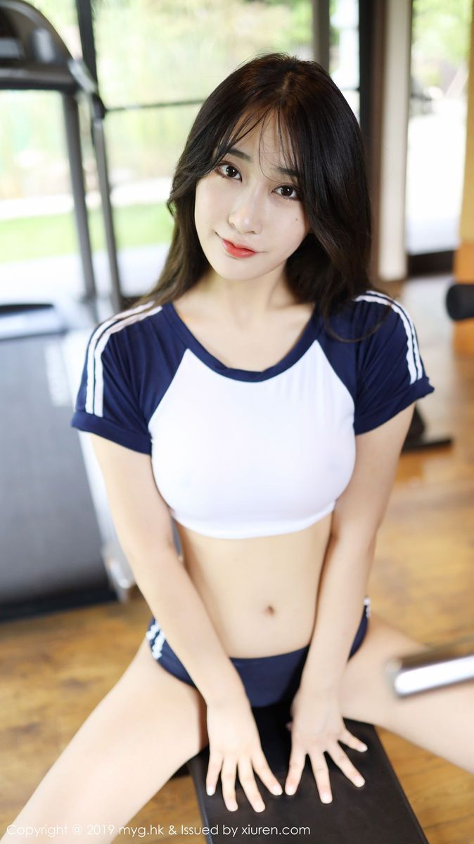 美媛馆美女模特Betty林子欣内衣户外拍摄系列日本性感旅拍