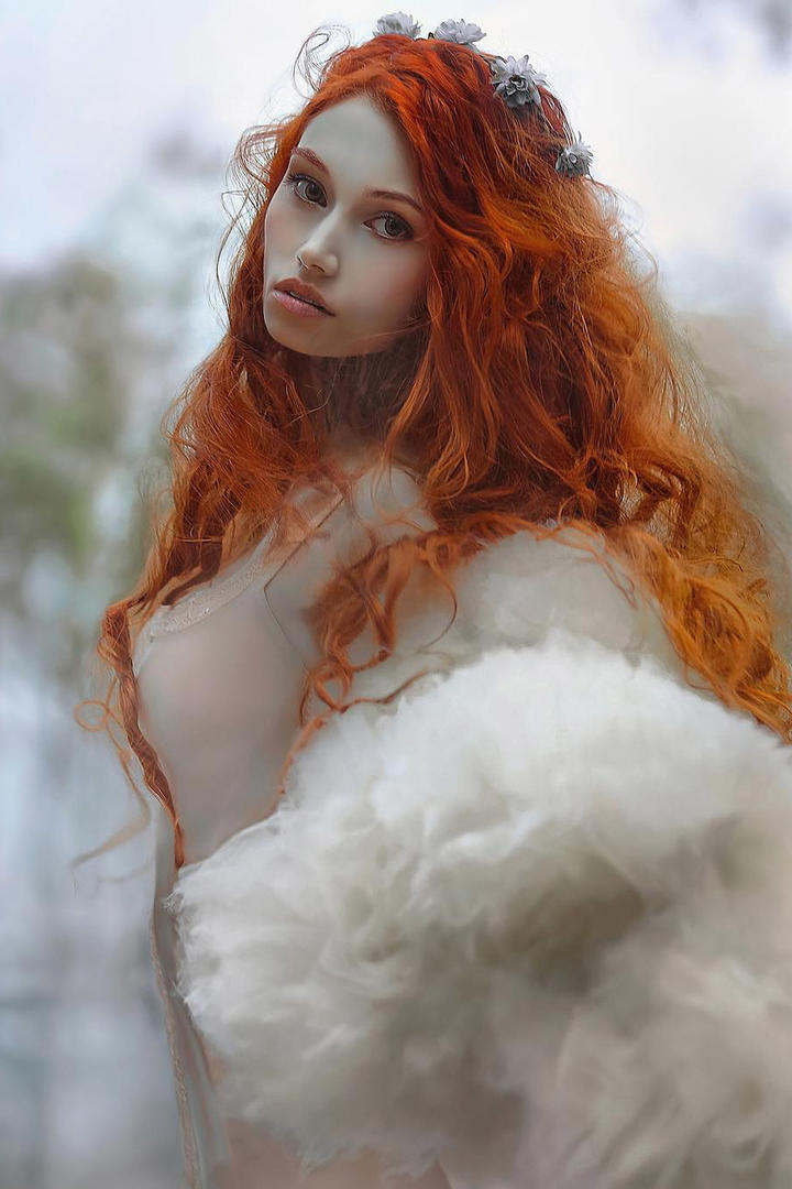 欧美红发美女艺术人像摄影图片