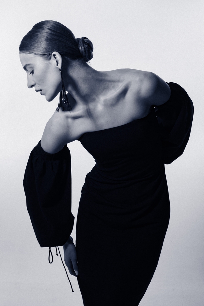 性感MM131美女黑白人体艺术摄影