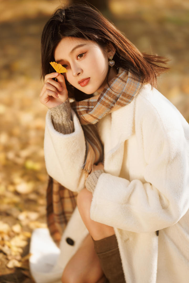 中国清纯甜美女生秋日物语唯美写真图片